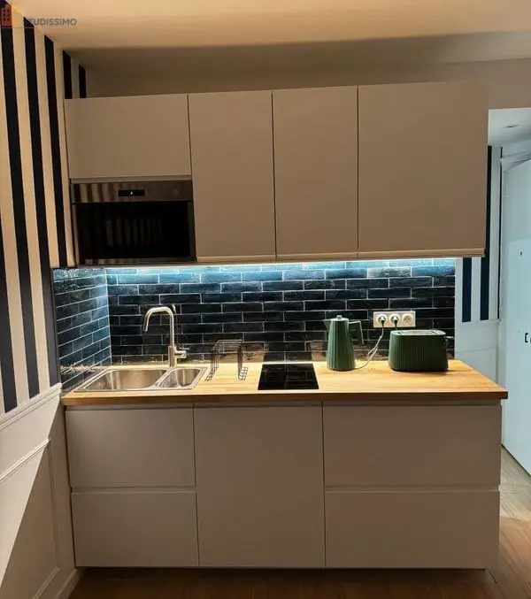 Studio meublé 20m² Paris 11e - Bail mobilité, dernier étage - Photo 5