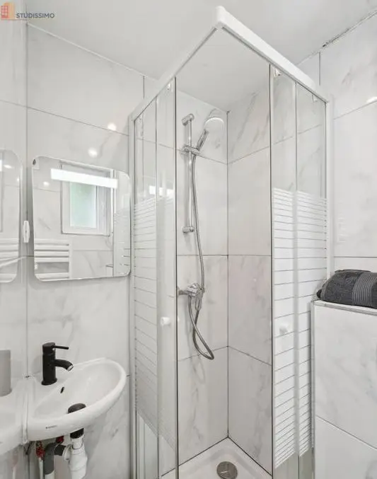 Studio meublé 17m² Paris 18e Abbesses - Meublé, calme - Photo 5