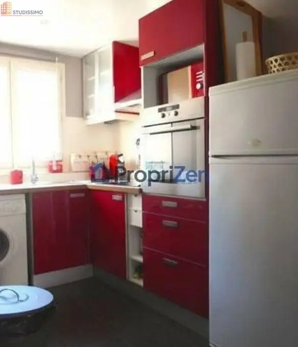 Studio meublé 28m² Paris 18e - Meublé, 1er étage - Photo 9