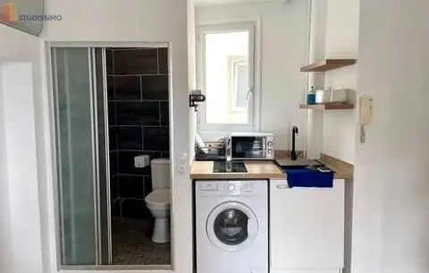Studio 17m² Paris 18e Montmartre - Meublé, dernier étage - Photo 1