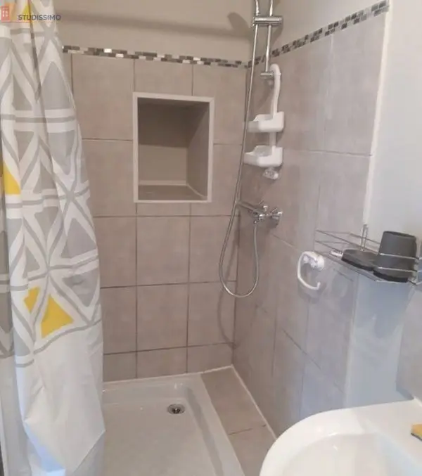 Studio meublé 25m² Bron centre - Tout équipé - Photo 2