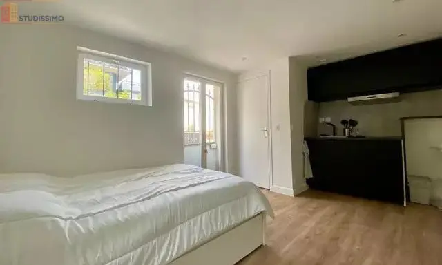 Studio meublé 19m² Paris 20e - Calme, lumineux - Photo 4