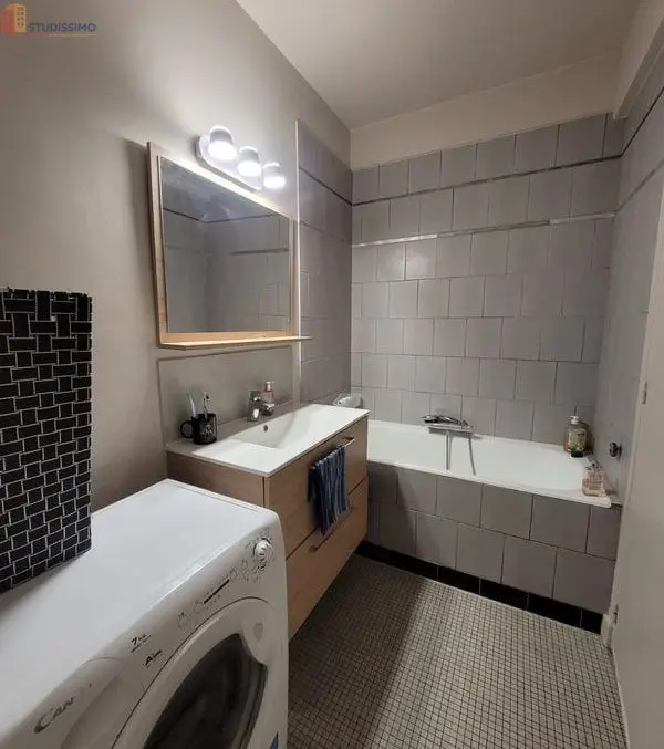 Studio meublé 38m² Paris 20e Gambetta - Balcon, lumineux - Photo 3