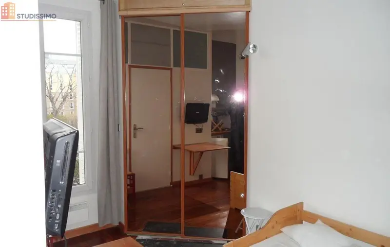 Studio meublé 12m² Paris 18e - Proche métro Porte de Saint-Ouen - Photo 3