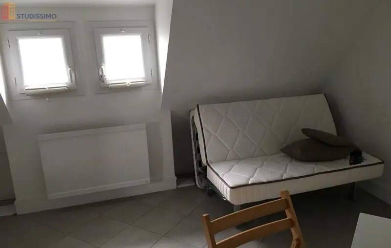 Studio meublé 13m² Paris 5e - Meublé, dernier étage lumieux - Photo 1