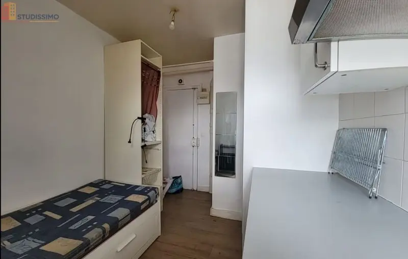 Studio meublé 11m² Paris 17e - Calme, refait récemment - Photo 1