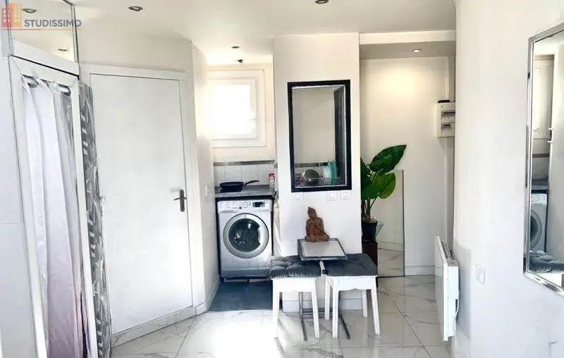Studio meublé 16m² Paris 18e - Meublé, 4e étage - Photo 6