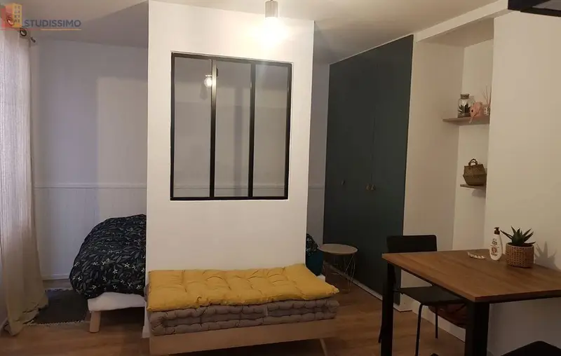 Studio meublé 23m² Paris 10e - Meublé, 1er étage - Photo 3
