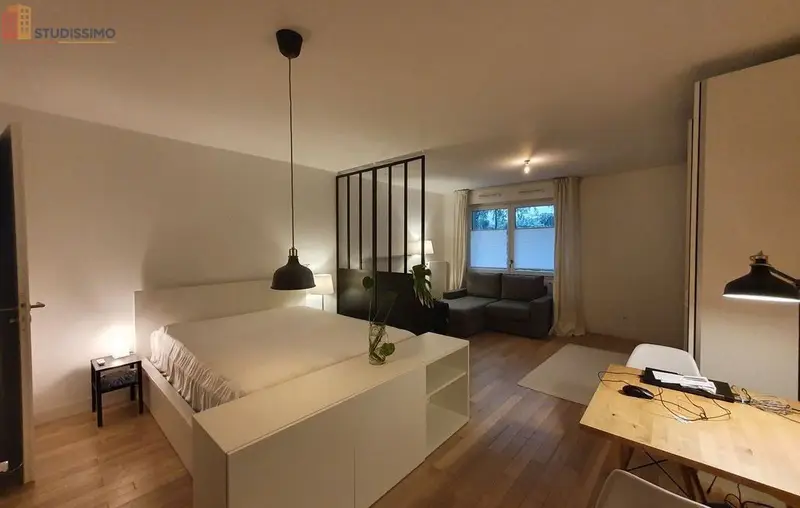Studio meublé 39m² Paris 9e - Proche métro Liège, lumineux - Photo 11