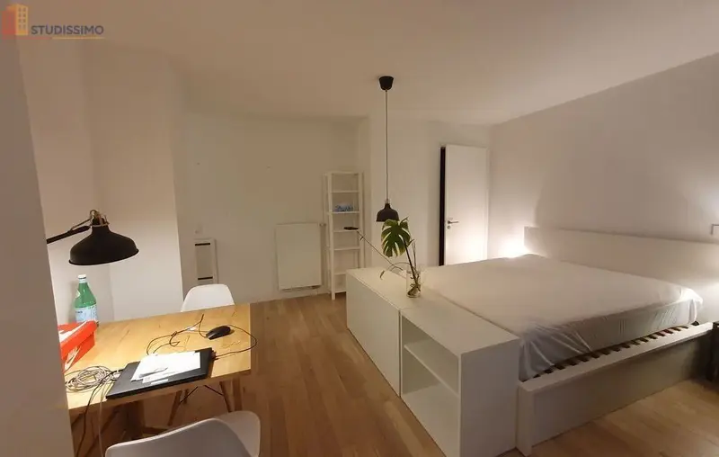 Studio meublé 39m² Paris 9e - Proche métro Liège, lumineux - Photo 5