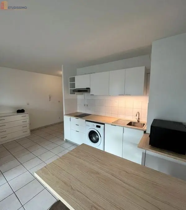 Studio 35m² Lyon 8e - Meublé, garage - Photo 2
