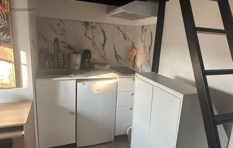 Studio meublé 15m² Paris 9e - Climatisé, 5e étage - Photo 2