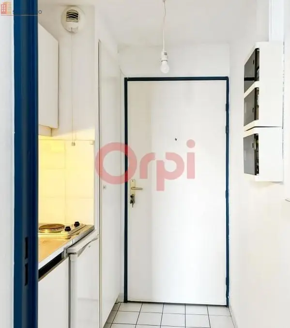 Studio 17m² Lyon 8e - Étage élevé, DPE C - Photo 3