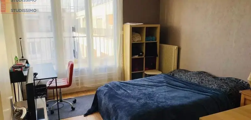 Studio 28m² Blois centre-ville - Dernier étage, lumineux - Photo 2