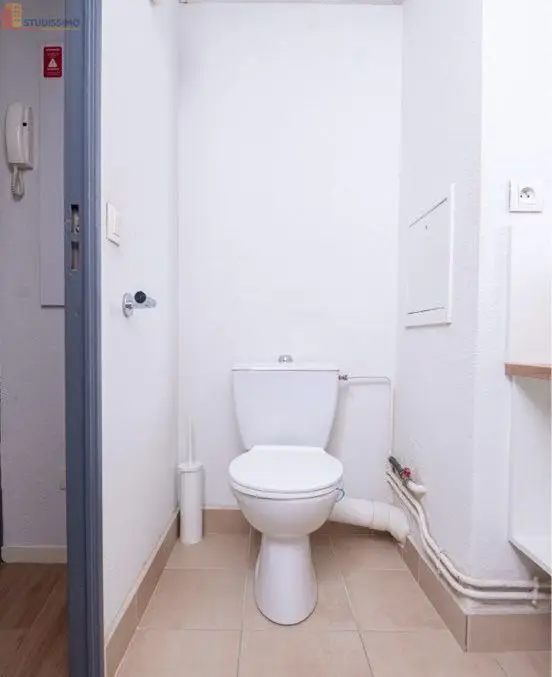 Studio meublé 20m² Lyon 8e - Sous-location, résidence étudiante - Photo 1