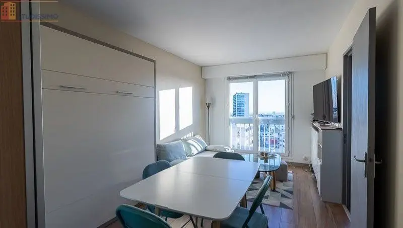 Studio meublé 30m² Paris 20e - Dernier étage, calme, vue - Photo 3