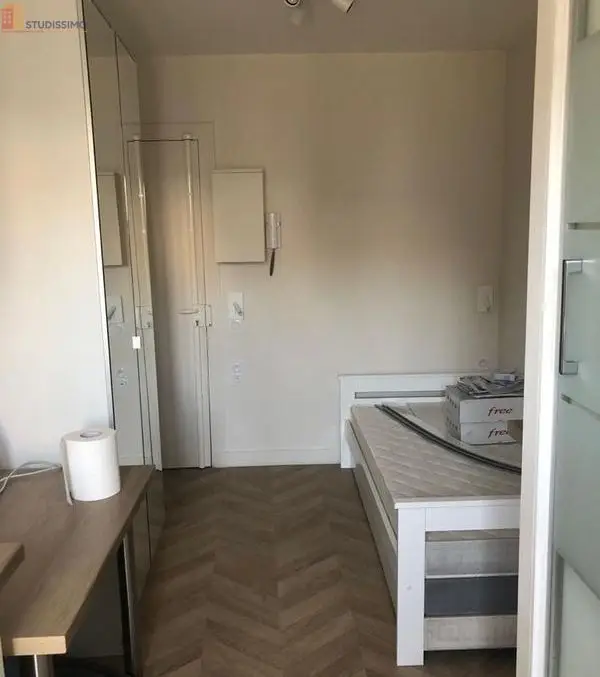 Studio meublé 11m² Paris 16e - Chambre indépendante, dernier étage - Photo 2