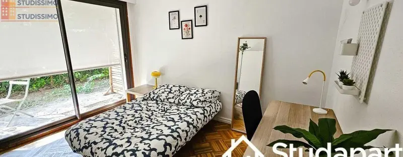 Studio 139m² Bron 69500 - Meublé - Photo 2