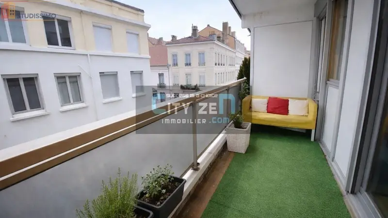 Studio 30m² Saint-Étienne 42000 - Étage élevé, lumineux - Photo 3