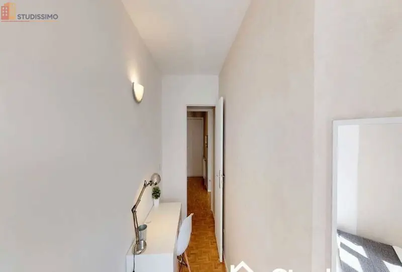 Studio meublé 9m² Lyon 7e - Calme, lumineux - Photo 3