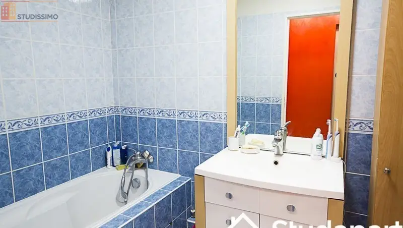 Studio meublé 11m² Lyon 8e - Calme, lumineux - Photo 2
