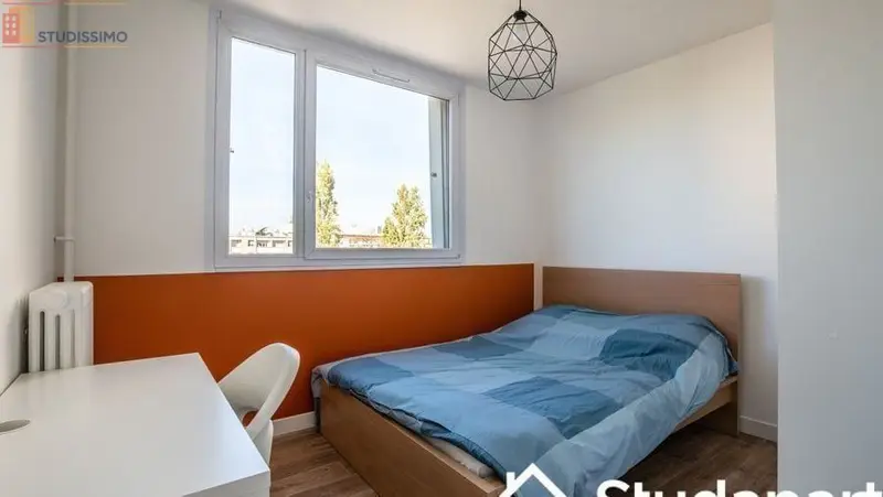 Studio meublé 12m² Lyon 8e - Calme, lumineux - Photo 2
