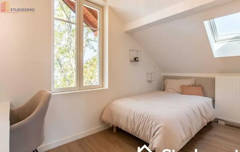 Studio 240m² Vénissieux - Meublé - Photo 2
