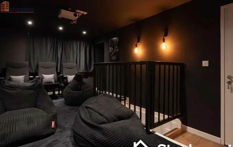 Studio 240m² Vénissieux - Meublé - Photo 1