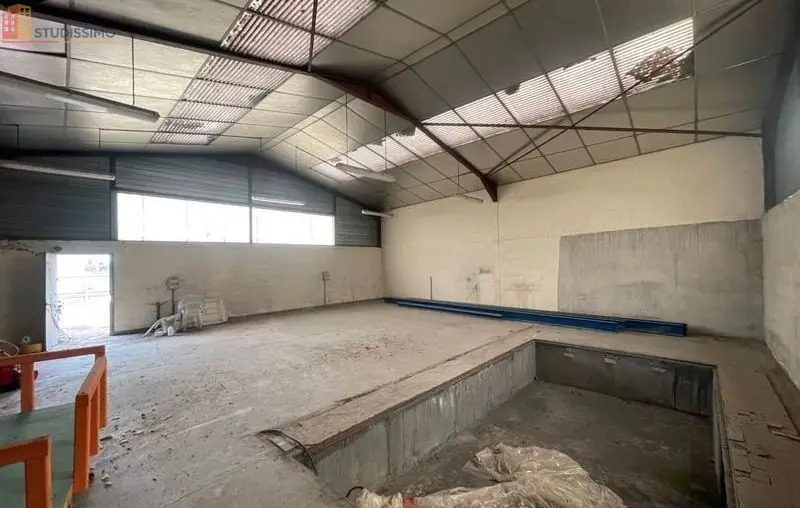 Studio 150m² Roanne - Grand volume, style loft - Photo 4