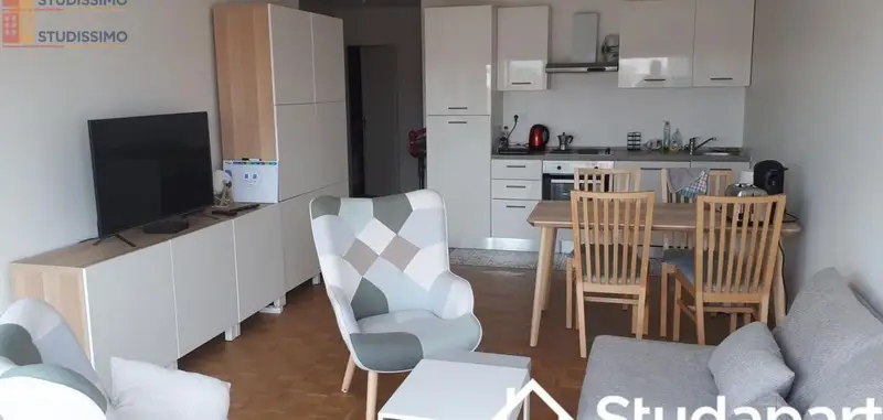 Studio meublé 10m² Lyon 3e - Côté pratique, 7e étage - Photo 4
