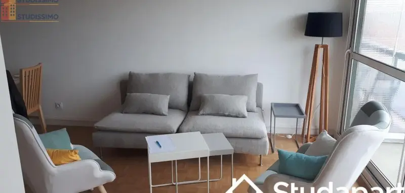 Studio meublé 10m² Lyon 3e - Côté pratique, 7e étage - Photo 3