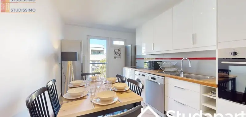 Studio meublé 9m² Lyon 3e - Étage élevé, lumineux - Photo 2
