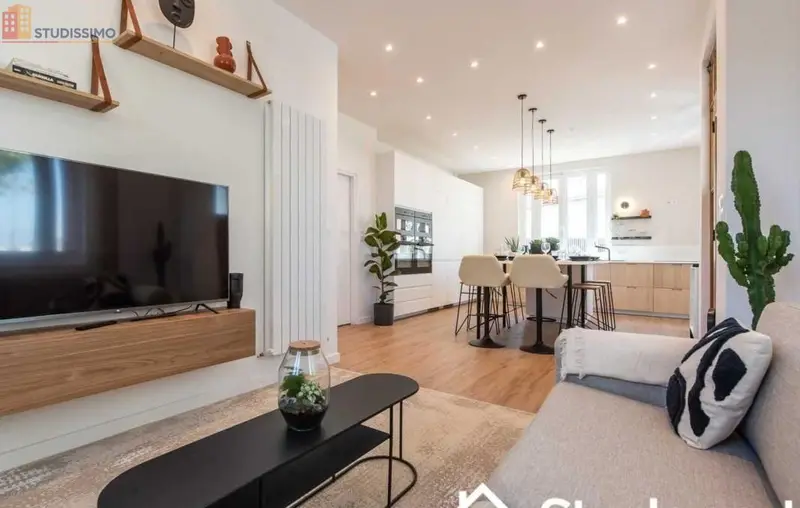 Studio 240m² Vénissieux - Meublé - Photo 4