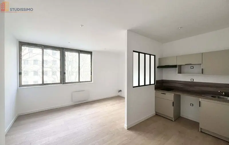 Studio 20m² Saint-Étienne 42100 - Étage intermédiaire - Photo 4
