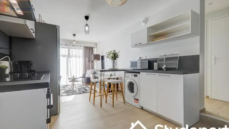 Studio 10m² Lyon 8e - Meublé, DPE A - Photo 1