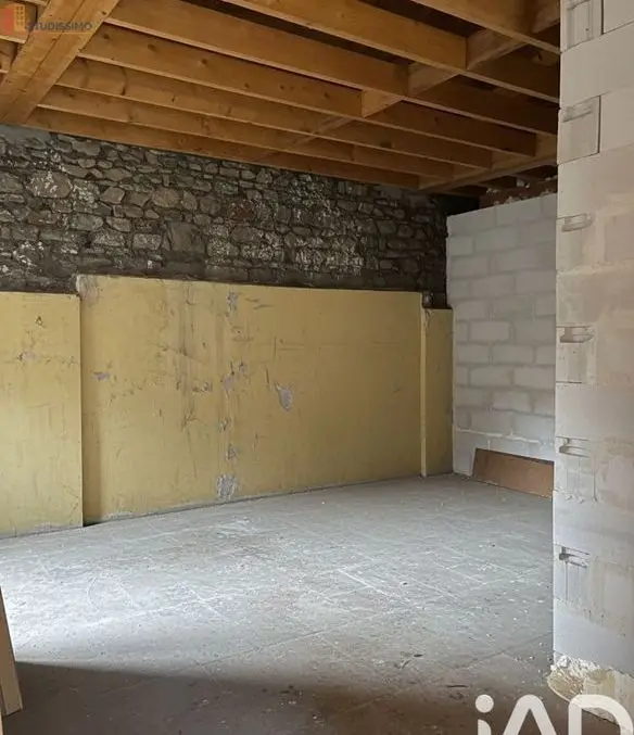 Studio 95m² Saint-Étienne 42100 - Photo 2