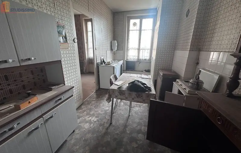 Studio 31m² Saint-Étienne 42000 - À rénover - Photo 3