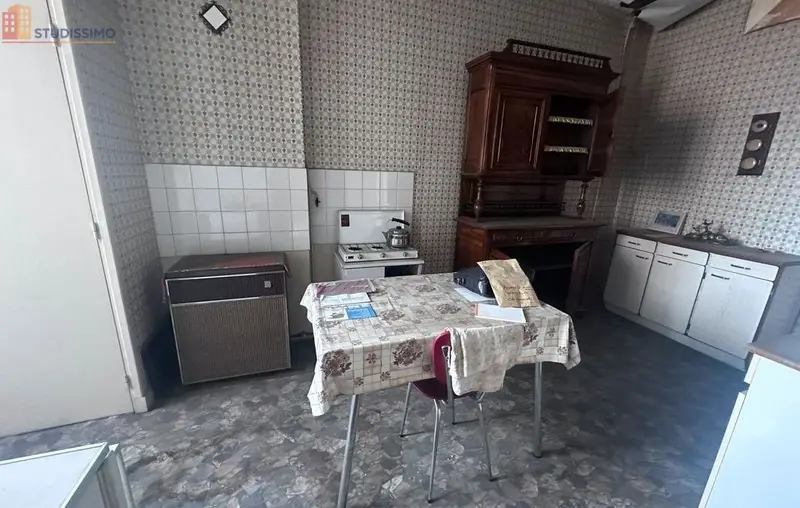 Studio 31m² Saint-Étienne 42000 - À rénover - Photo 2