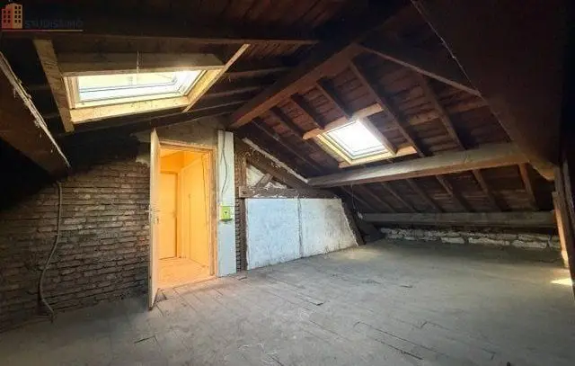 Studio 93m² Saint-Étienne centre - Dernier étage, lumineux - Photo 1