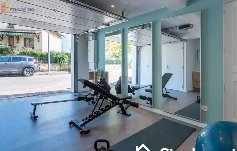 Studio 240m² Vénissieux - Meublé - Photo 1