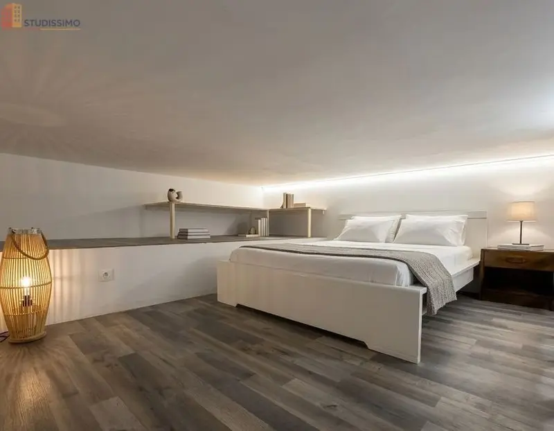Studio 37m² Saint-Étienne 42100 - Meublé, mezzanine 10m² - Photo 1