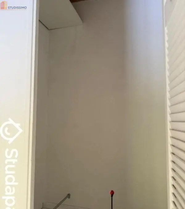 Studio meublé 24m² Bron - Lumineux, proche commerces - Photo 2