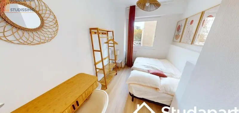 Studio meublé 25m² Lyon 8e - Meublé, 1er étage - Photo 1