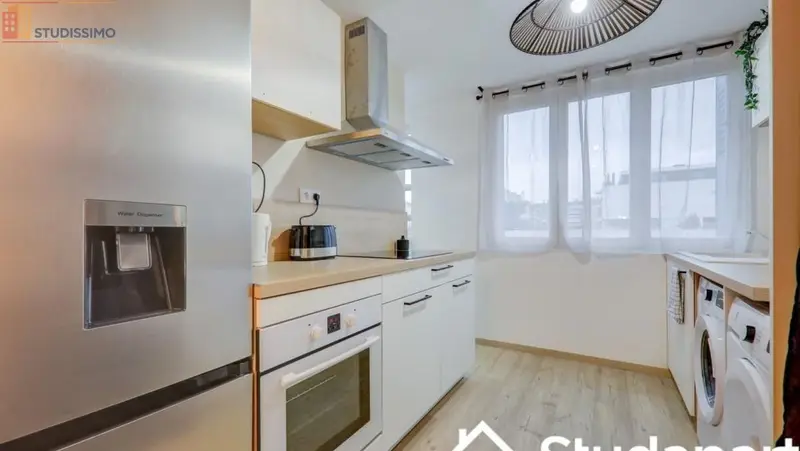 Studio meublé 9m² Lyon 8e - Calme, lumineux - Photo 1