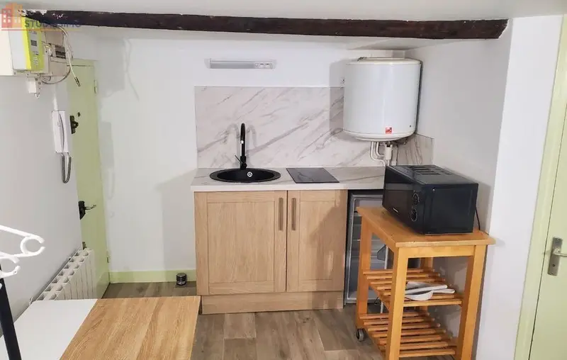 Studio meublé 18m² Saint-Étienne 42000 - Meublé, étage 1/4 - Photo 2