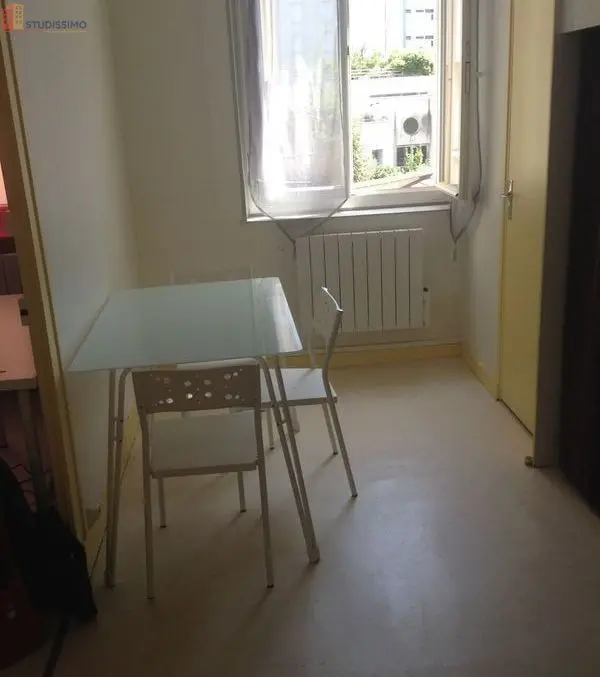 Studio 26m² Saint-Étienne 42000 - Meublé, proche Cité du Design - Photo 2