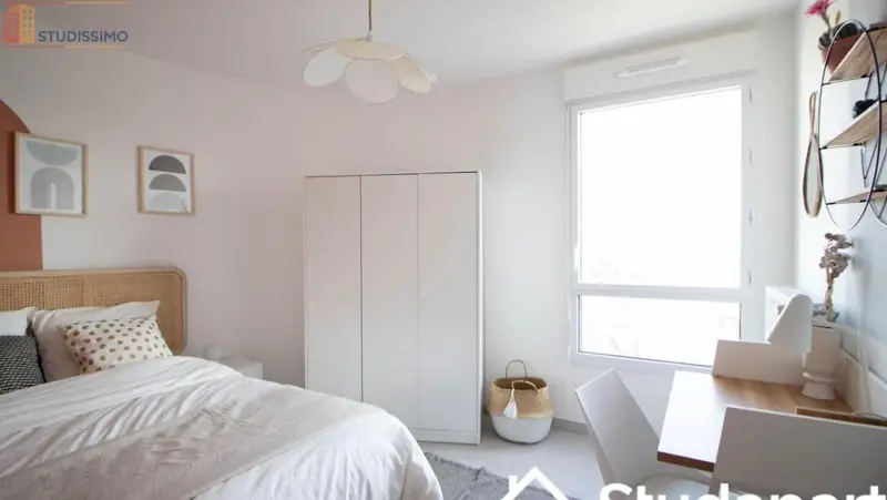 Studio meublé 10m² Villeurbanne - Étage élevé, lumineux - Photo 4