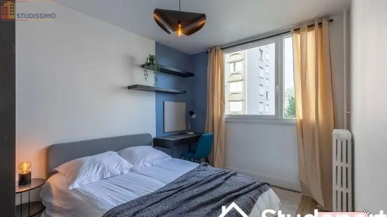 Studio meublé 10m² Lyon 8e - Calme, lumineux - Photo 2