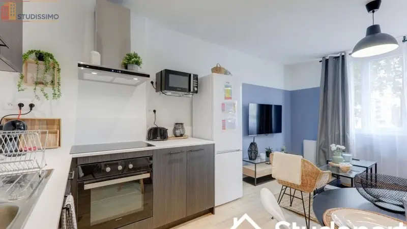 Studio meublé 9m² Lyon 8e - Calme, proche commerces - Photo 3