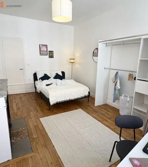 Studio meublé 9m² Lyon 1er - Calme, lumineux - Photo 4